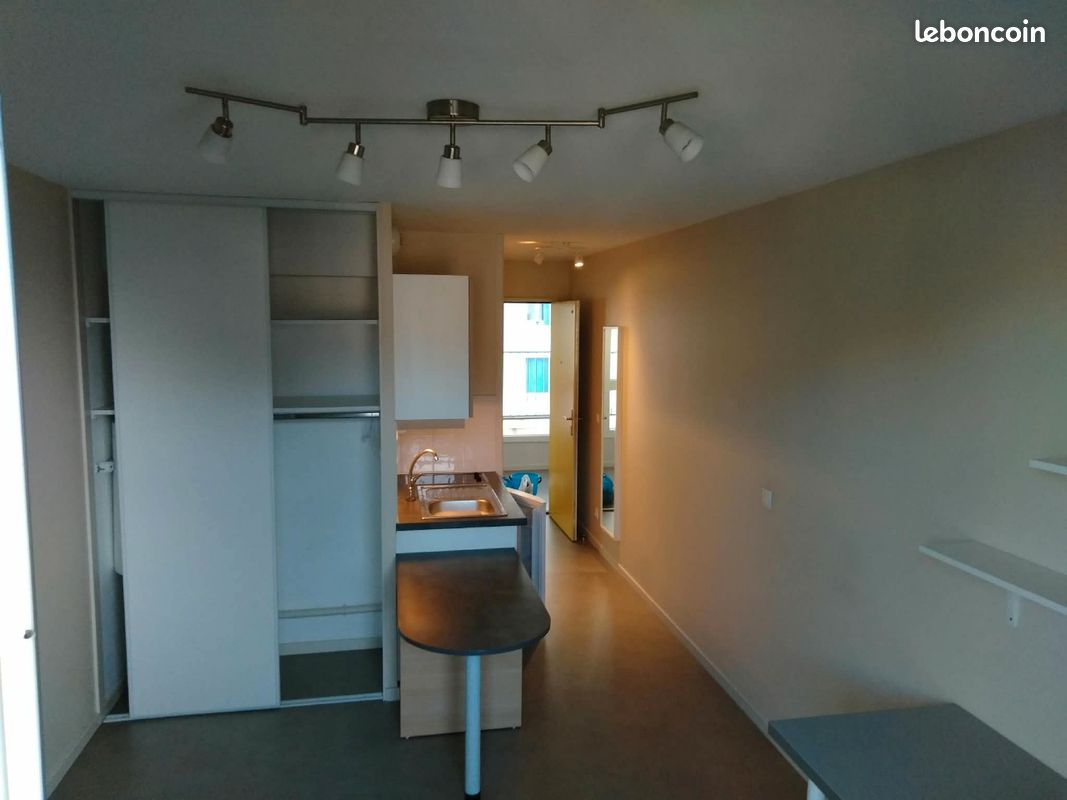 Appartement 1 pièce 19 m² · à Grenoble · 19 m² · 450 €/mois