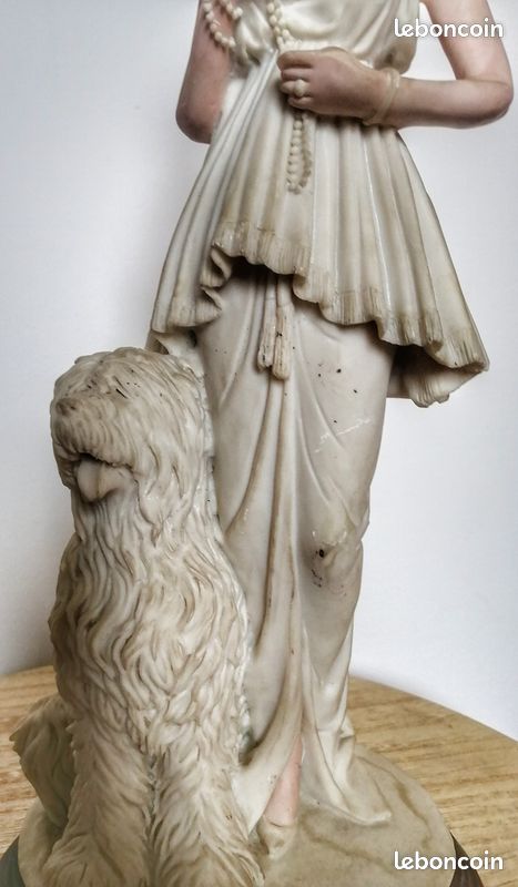 Splendide statue A.Belcari femme accompagnée de son chien (image 2)