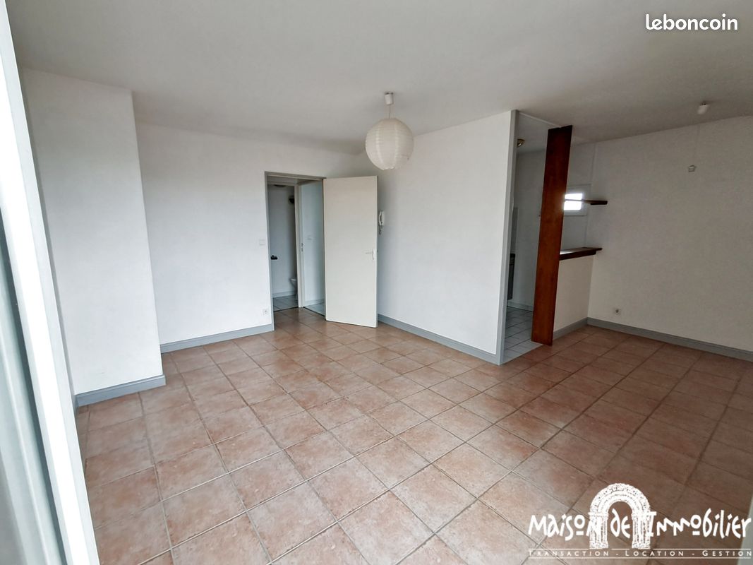 Appartement 1 pièce 37 m² · à Cognac · 37 m² · 390 €/mois
