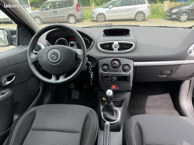Renault CLIO III 1.2 16V 75CH AUTHENTIQUE 5P lpg/essence (image 6)
