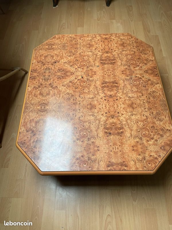 Table (image 5)