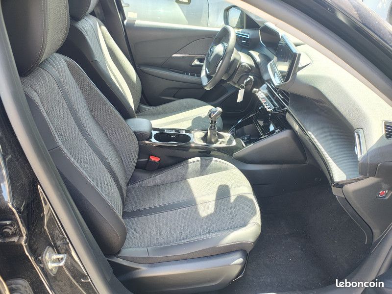 Peugeot 208 1.2 100CH S&S ALLURE - GARANTIE 12 MOIS - CAPTEURS AV ET AR (image 24)