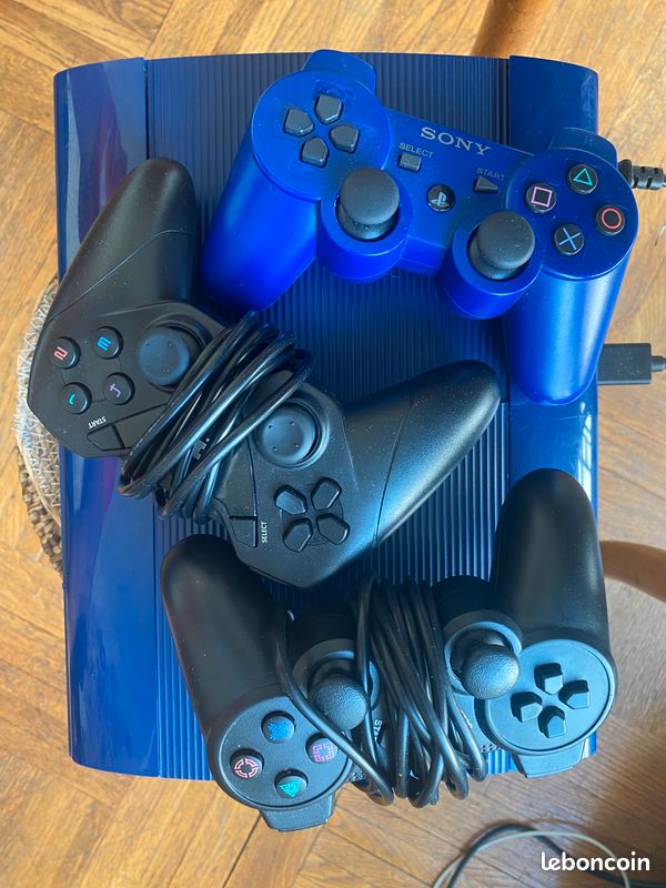 Ps3 bleue slim 80go + jeux (image 2)