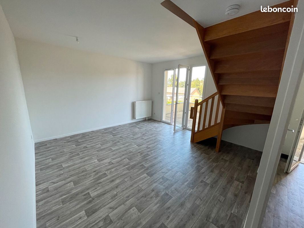 Appartement 2 pièces 42 m² · à Yssingeaux · 42 m² · 363 €/mois