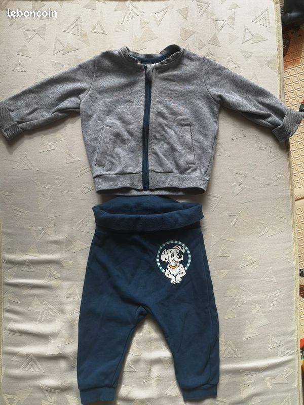 Ensemble Disney 101 Dalmatiens jogging et veste de survet 6 mois (image 1)