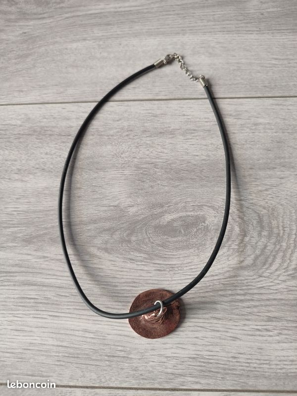 Collier avec pendentif Choixpeau - Harry Potter (image 2)