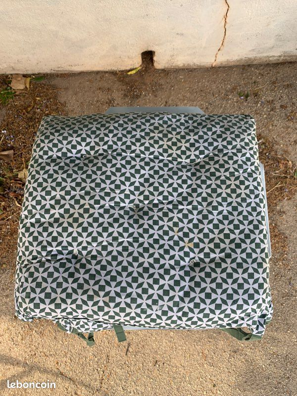 4 coussins de chaises kaki et blanc (image 4)