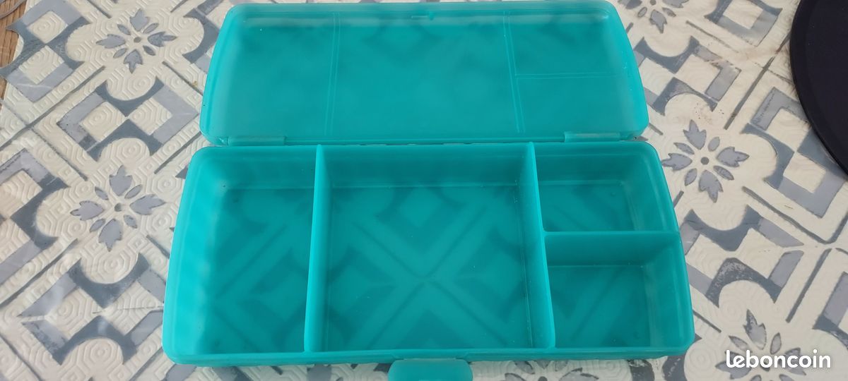 Boite Hermetique TUPERWARE (image 1)