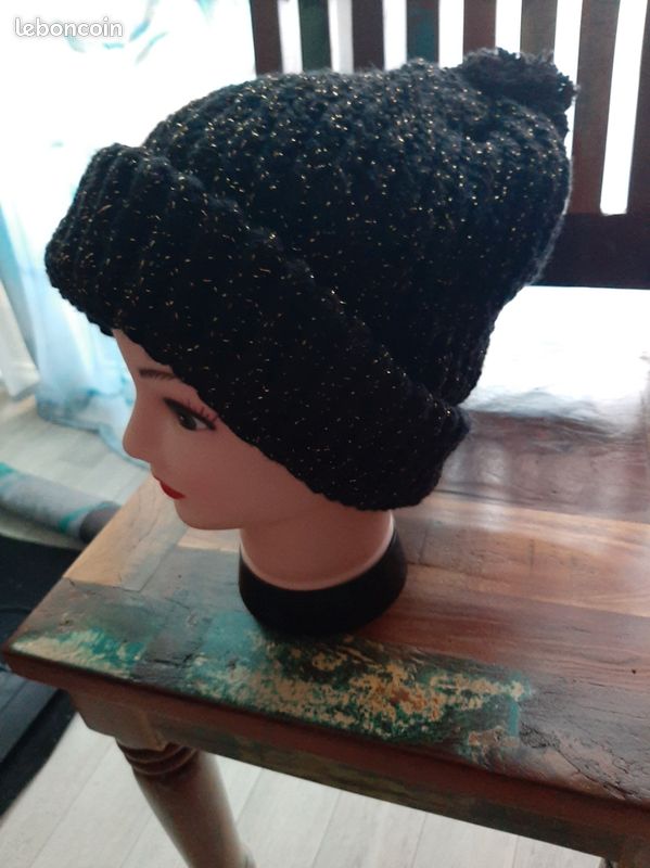 Bonnet (image 2)