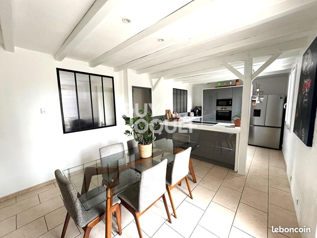 Maison 6 pièces 137 m² · à Andilly · 137 m² · 319 900 €