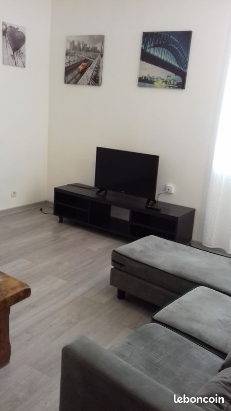 Maison 5 pièces 70 m² · à Saint-Paul-Trois-Châteaux · 70 m² · 850 €