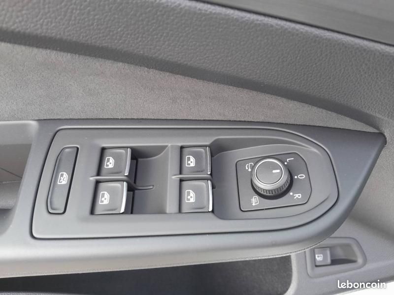 Volkswagen Golf 1.4 eHybrid OPF 204ch Style DSG6 (image 28)