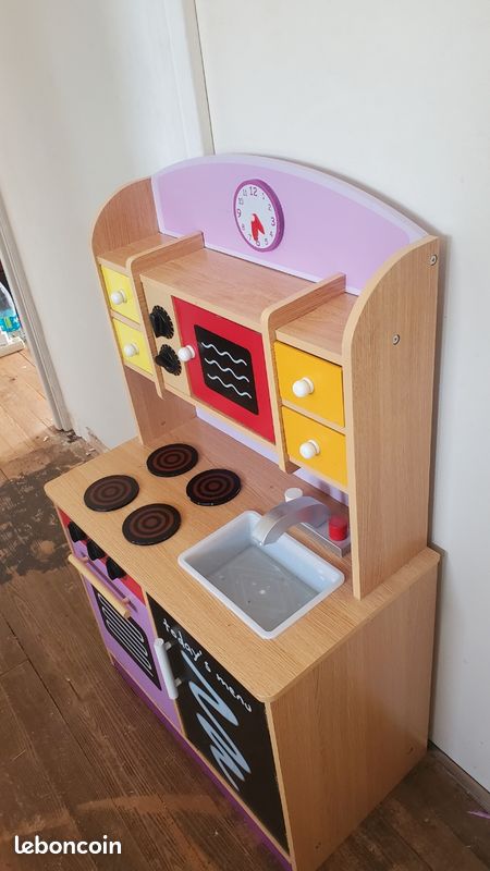 Cuisinière en bois (image 2)