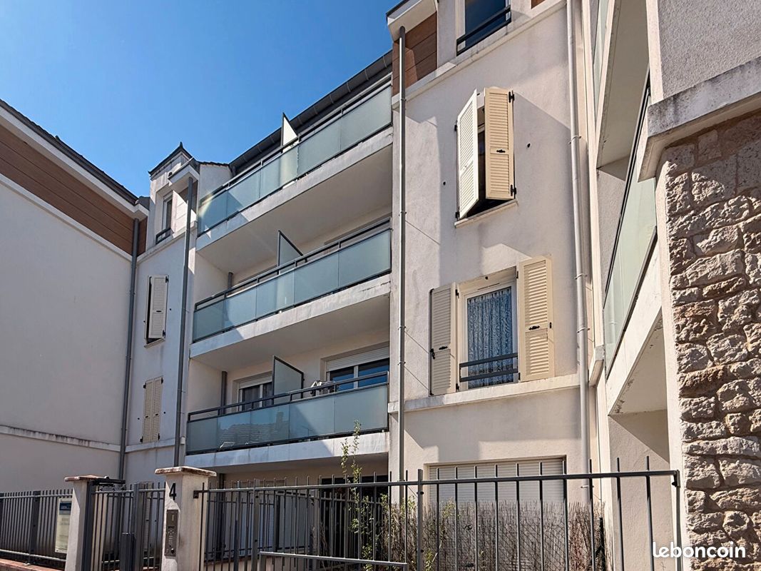 Appartement 2 pièces 39 m² · à Brie-Comte-Robert · 39 m² · 800 €/mois