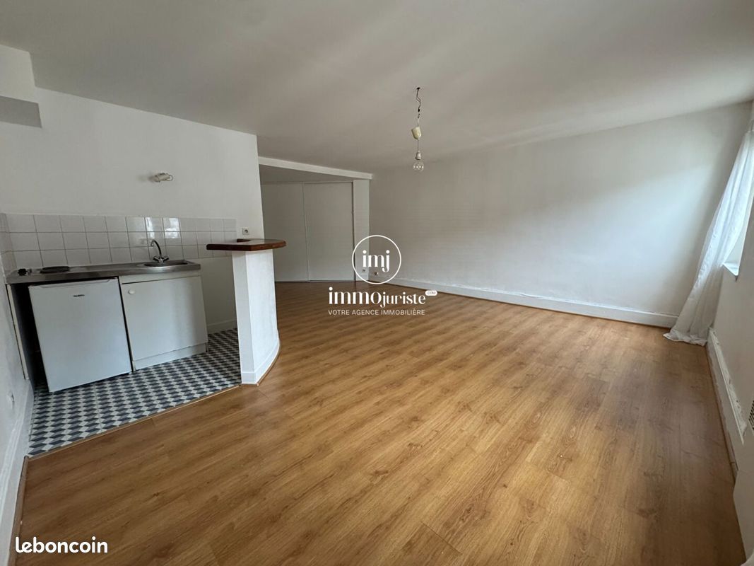 Appartement 1 pièce 37 m² · à Limoges · 37 m² · 375 €