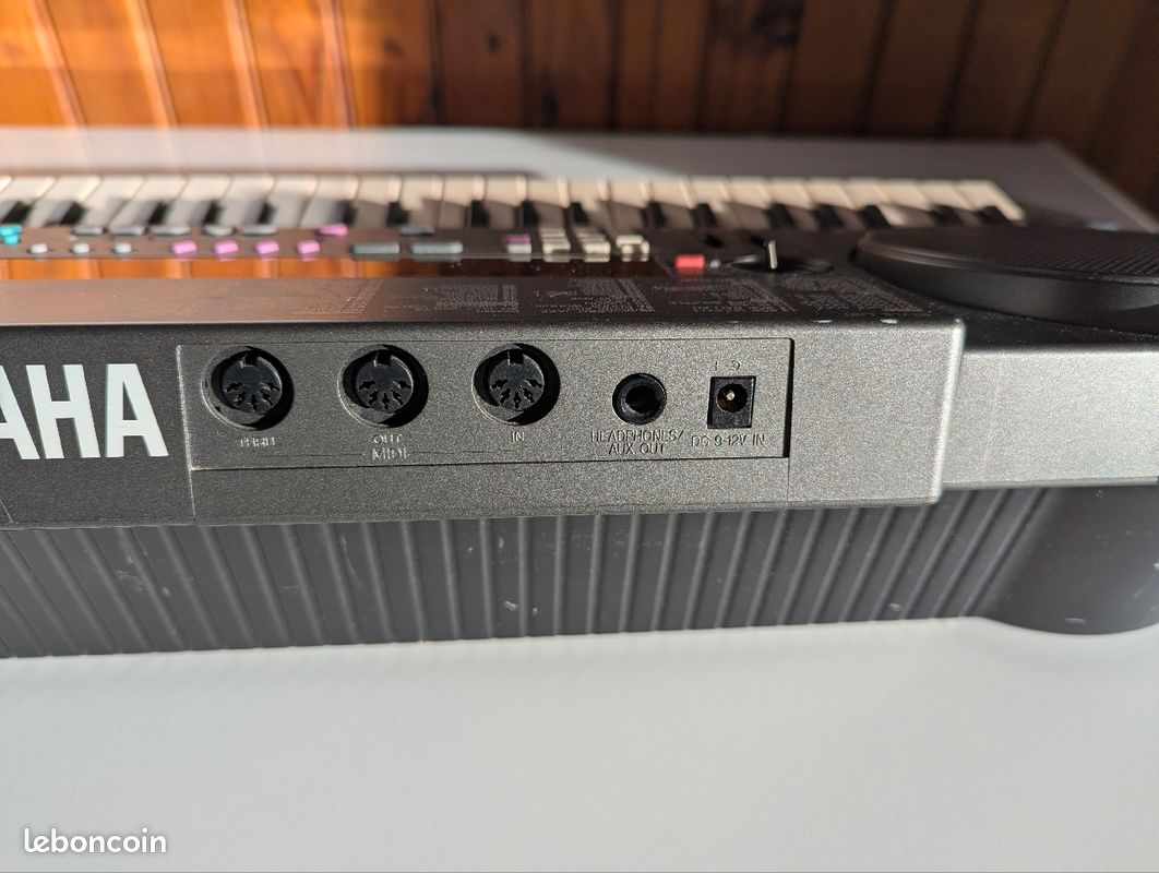 Yamaha PSS-795 (image 4)