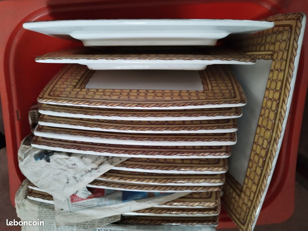 Lot assiette carre (image 2)