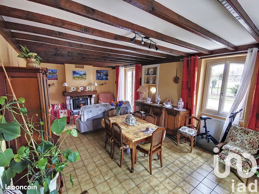 Maison 6 pièces 165 m² - Écuras 16220 (image principale 1)