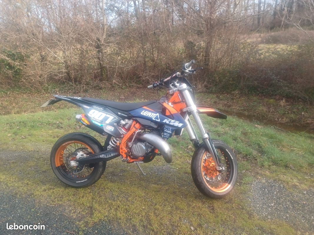 125 xcw 2019 supermotard (image 1)