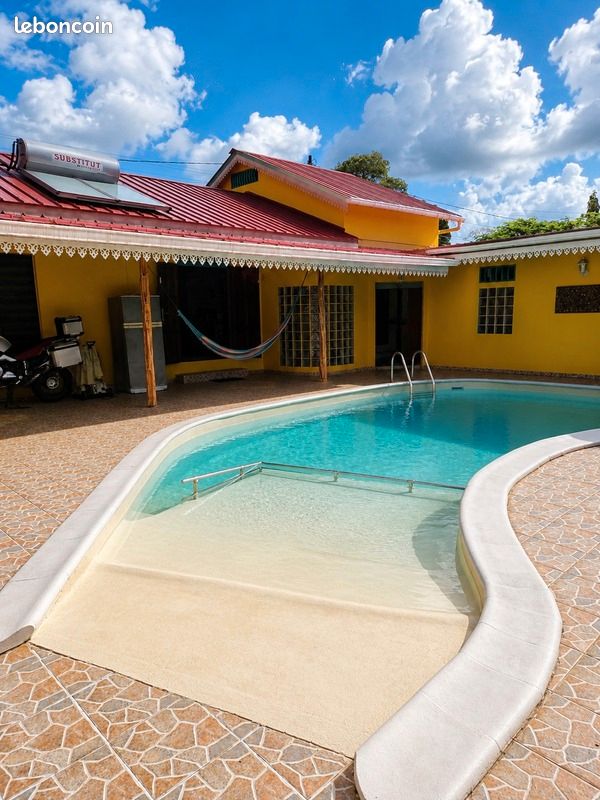 Maison 6 pièces 170 m² · à Matoury · 170 m² · 1 270 000 €