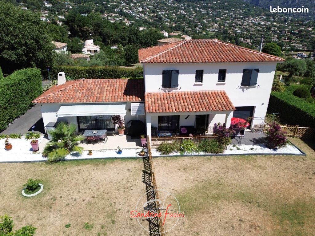 Maison 5 pièces 158 m² · à Vence · 158 m² · 950 000 €