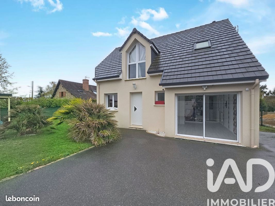 Maison 6 pièces 110 m² · à Bréchamps · 110 m² · 310 000 €