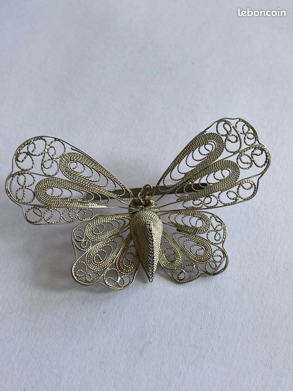 Broche Papillon Vintage - Métal Filigrané Argenté - Bijou Ancien - Occasion