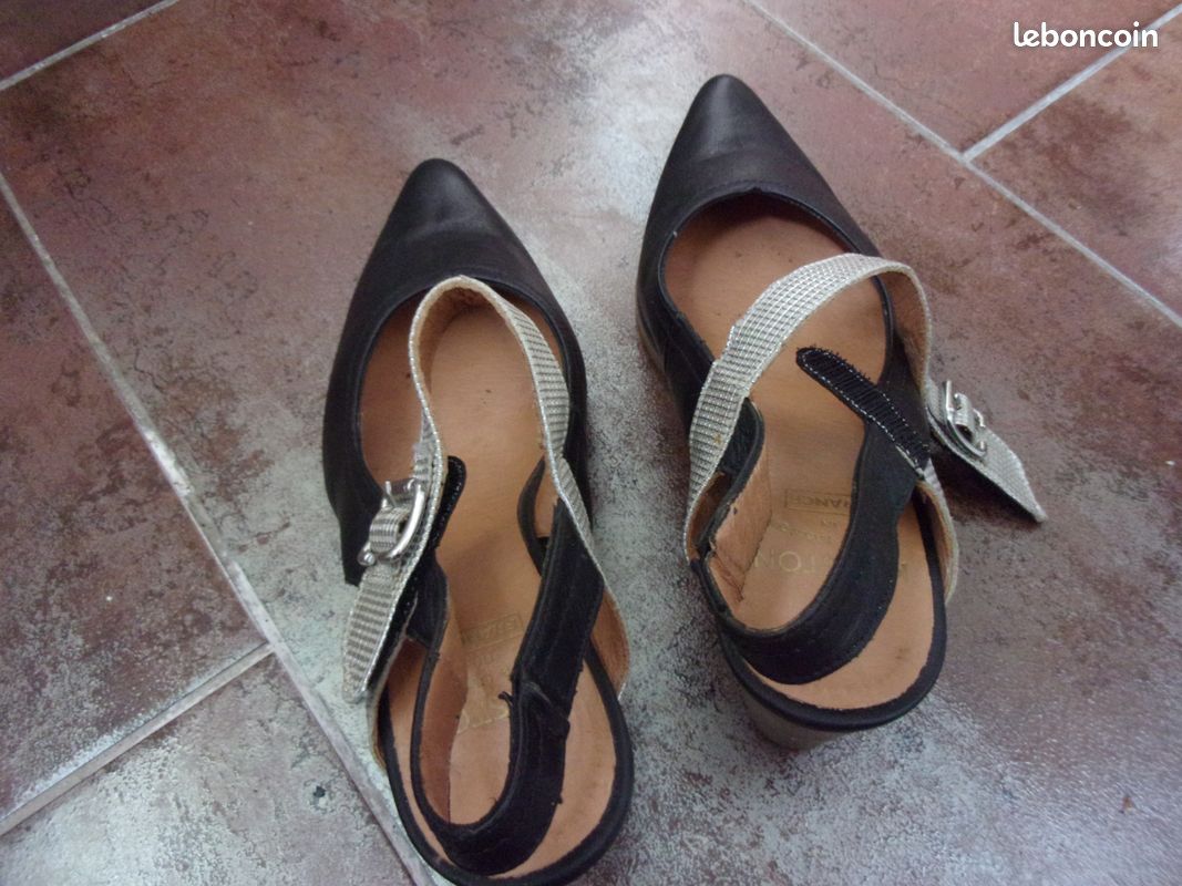 Chaussures à talons en cuir (image 3)