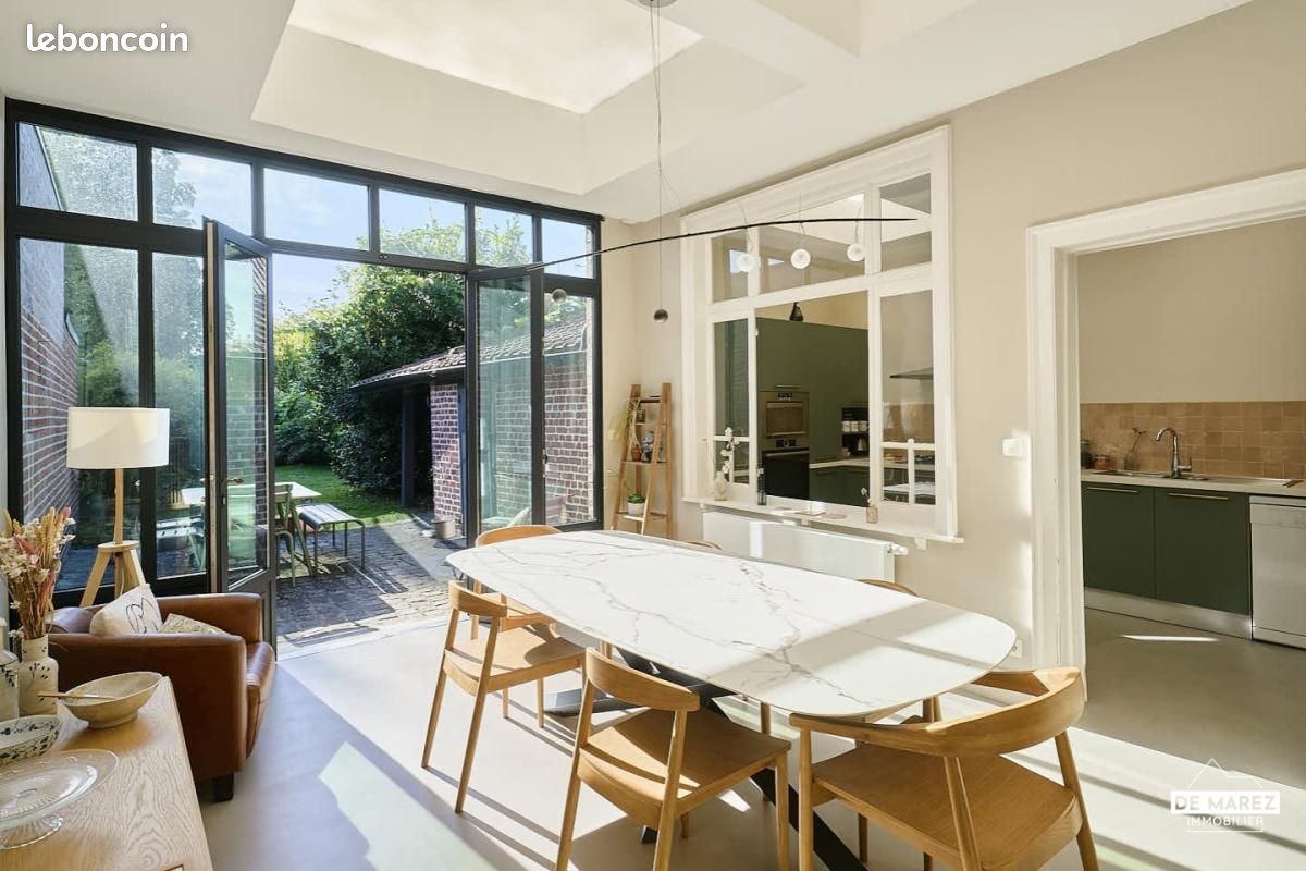 Maison 6 pièces 160 m² · à Villeneuve-d'Ascq · 160 m² · 555 000 €