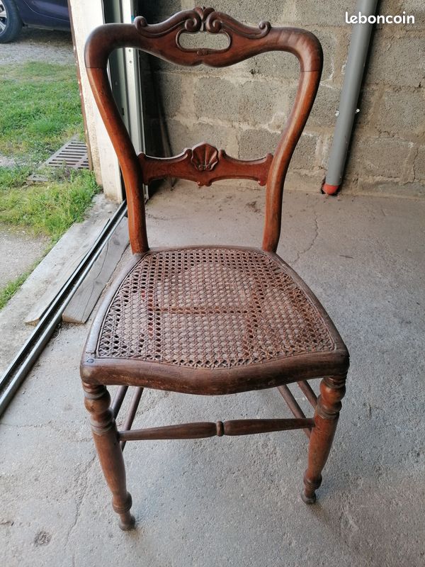Chaise ancienne (image 2)