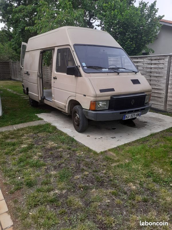 Vend renault tax300ange (image 1)