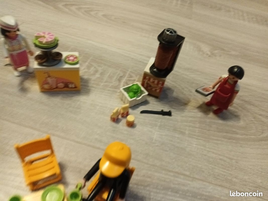 Lot de 3 Playmobils (image 2)