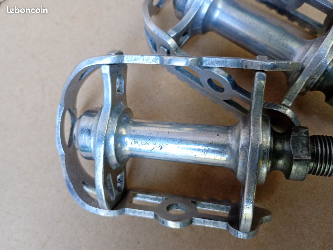 Paire De Pédales Vélo Course LYOTARD 45 Ter - Aluminium Dural - Occasion