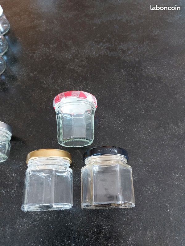 Lot de 18 petits pots en verre avec couvercles (image 4)