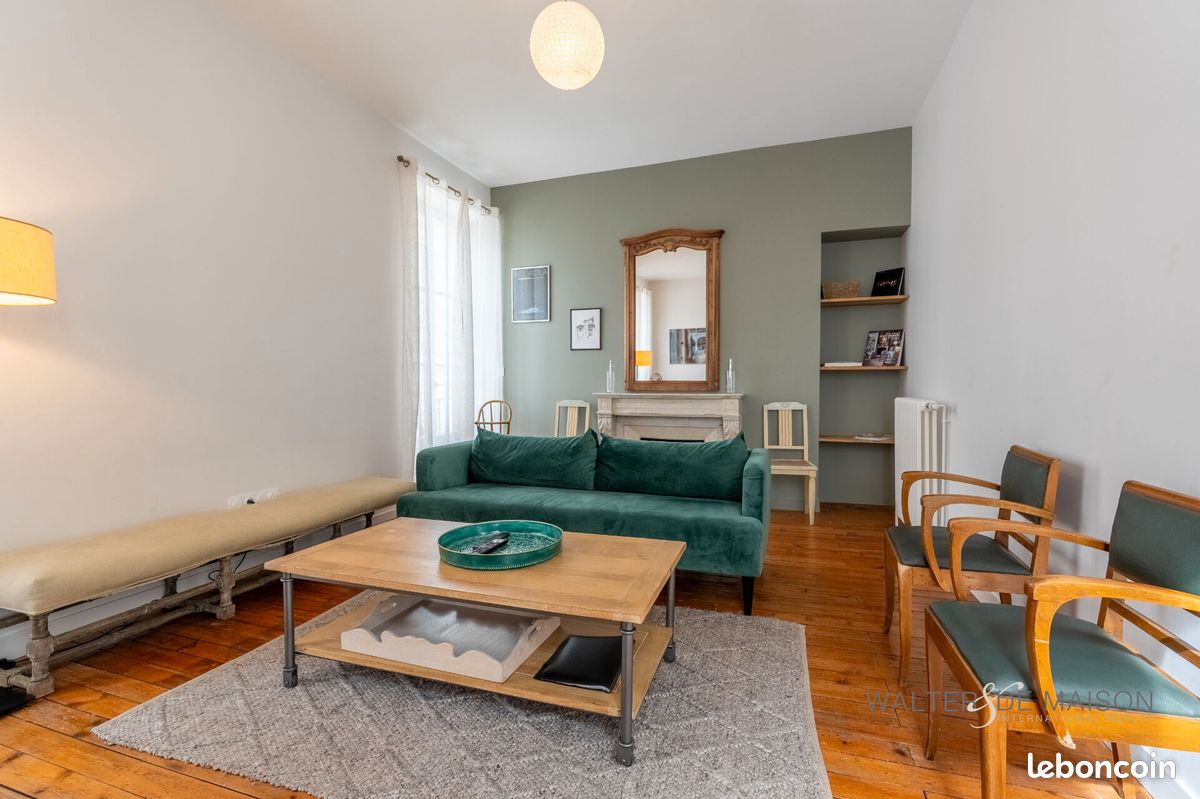 Maison 7 pièces 206 m² · à Cognac · 206 m² · 489 000 €