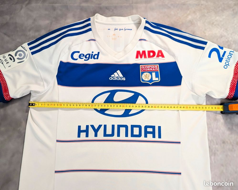 Maillot Olympique Lyonnais Domicile 2015-2016 – Adidas – Taille S – état Moyen