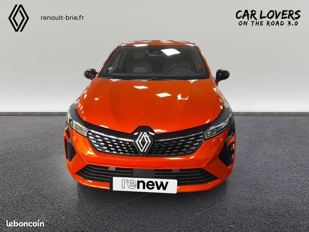 RENAULT Clio E-Tech full hybrid 145 Techno (image 8)