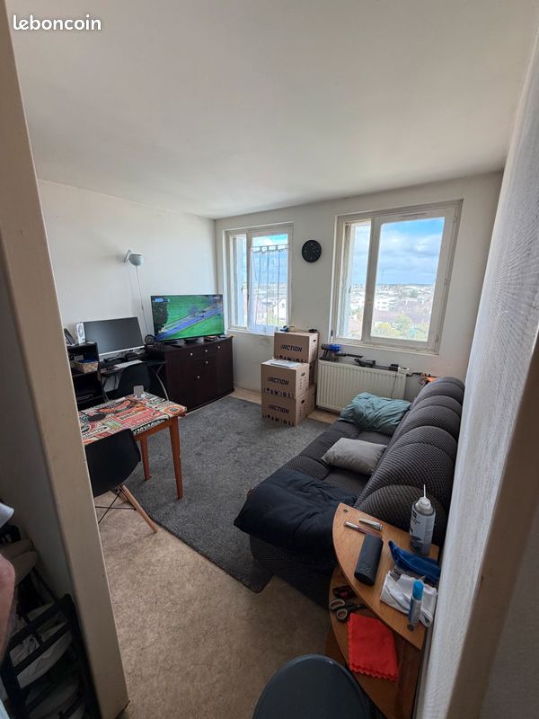 Appartement 2 pièces 29 m² · à Saint-Doulchard · 29 m² · 400 €/mois