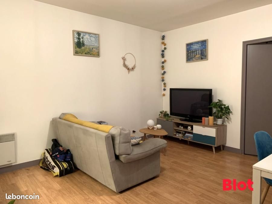 Appartement 2 pièces 40 m² · à Fougères · 40 m² · 430 €/mois