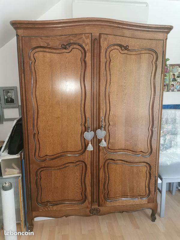 Armoire en chêne (image 1)