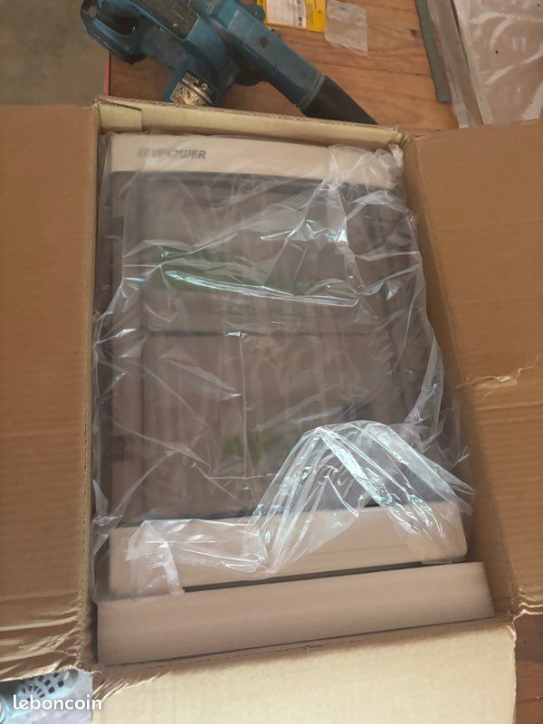 Coffret AC photovoltaique, triphasée neuf (image 4)