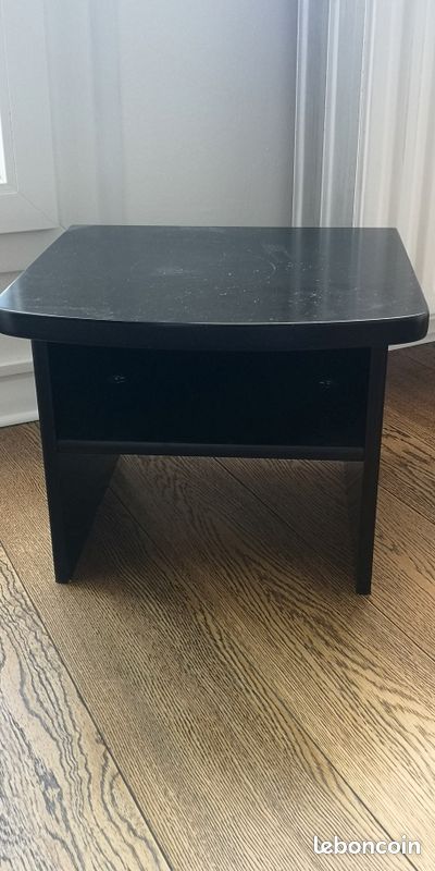 Tables de chevet (image 1)