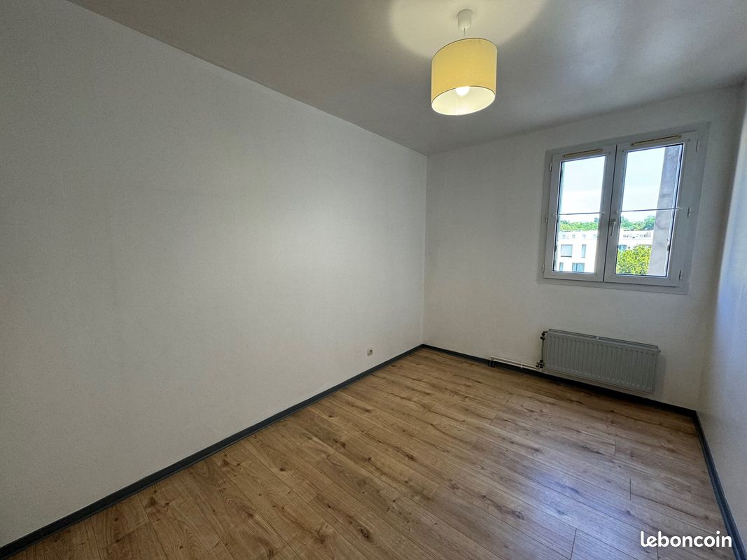 Appartement 3 pièces 57 m² - Poitiers 86000 (image principale 3)