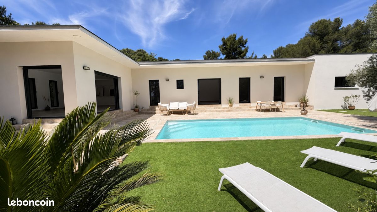 Maison 6 pièces 174 m² · à Nîmes · 174 m² · 698 000 €