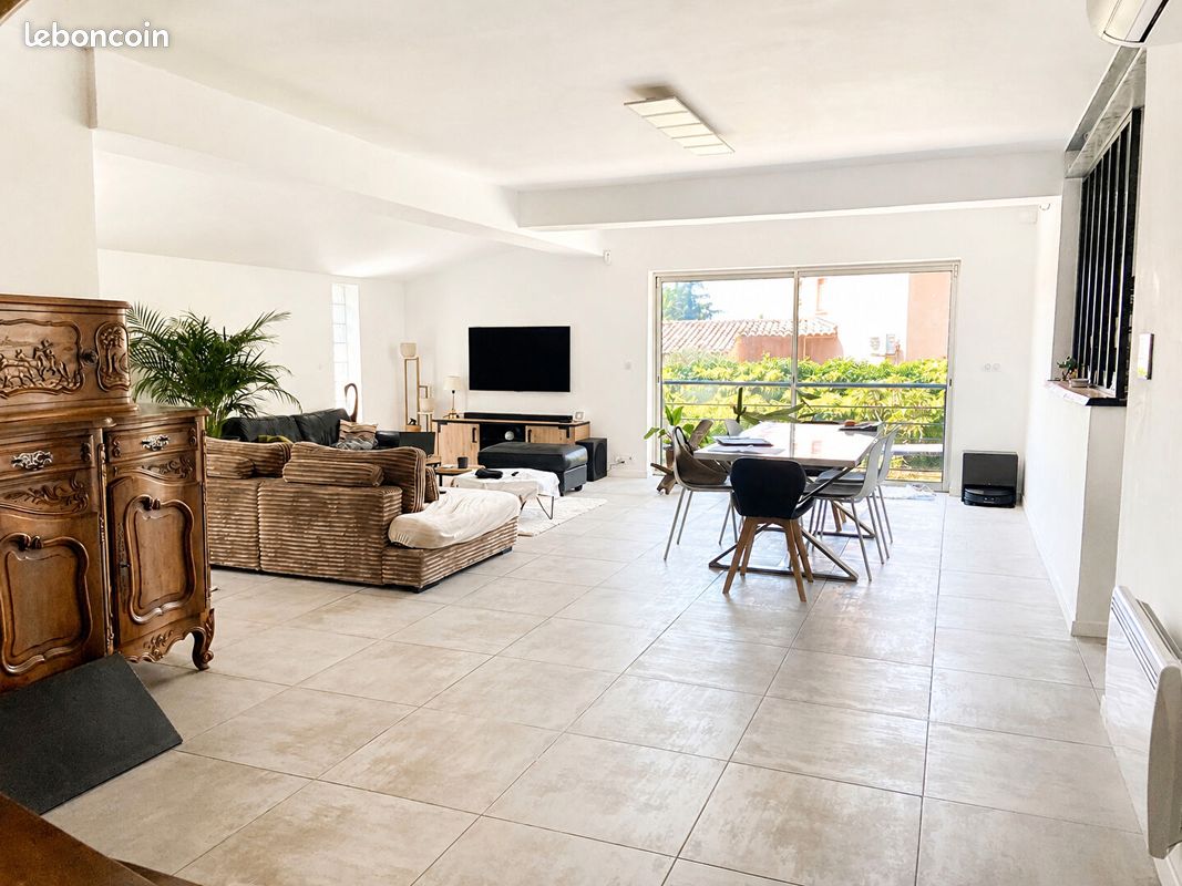 Maison 6 pièces 207 m² · à Venelles · 207 m² · 820 000 €