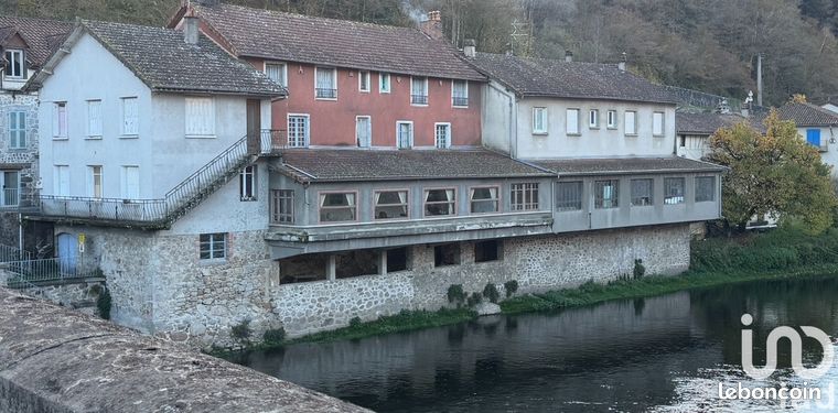 Immeuble 140 m² Laroquebrou
