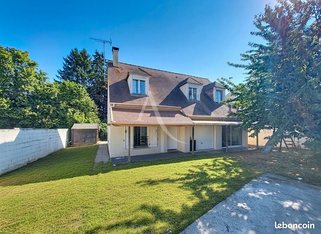 Maison 7 pièces 135 m² · à Guignes · 135 m² · 320 000 €