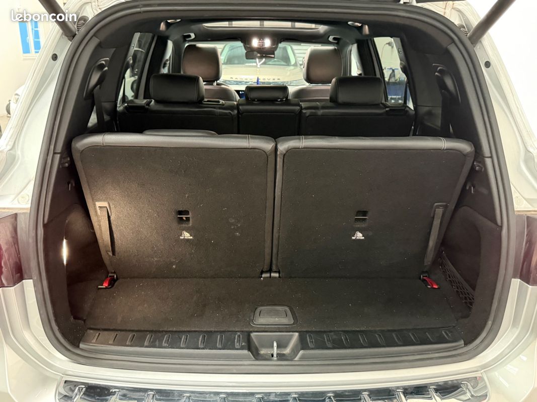 Mercedes GLB 200 d 8DCT / TOIT OUVRANT PANO / SIEGES CHAUFFANTS AV / GRAND ECRAN / CAMERA RECUL / 7 PLACES (image 29)