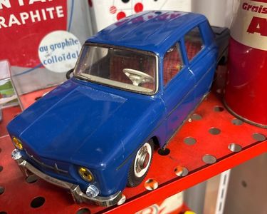 VOITURE AMÉRICAINE - Joustra - modèle tôlé à friction - ANCIEN - VINTAGE EUR 40,99 - FR
