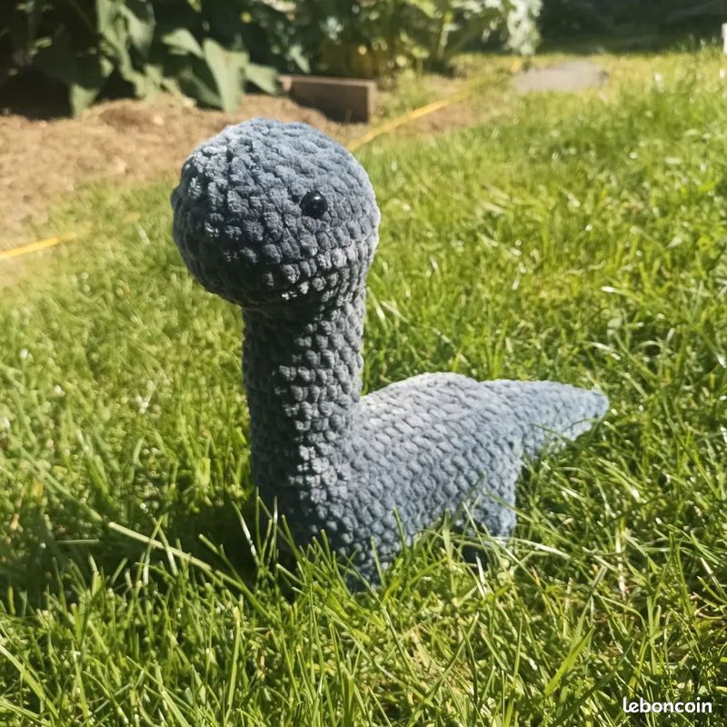 Peluches dinosaures et axolotl artisanales (image 13)